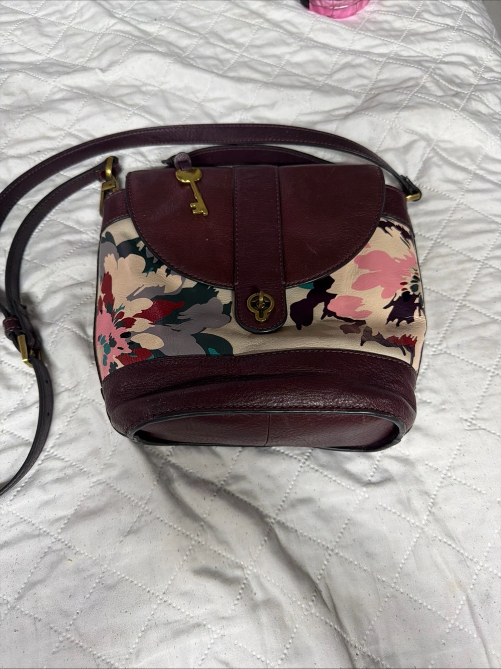 Fossil Leather Floral Crossbody Bag in Burgundy and Cream